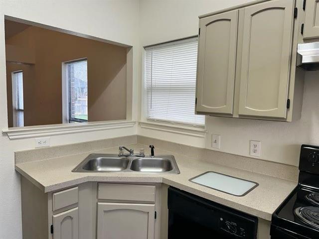 Building Photo - 249 Stallion Dr