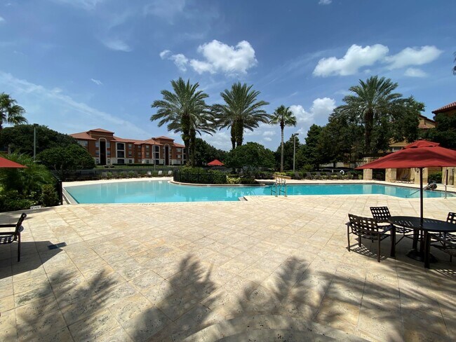 Building Photo - 6129 Metrowest Blvd