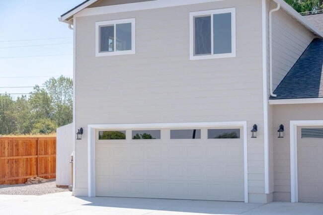 Building Photo - 4750 Gebhard Rd