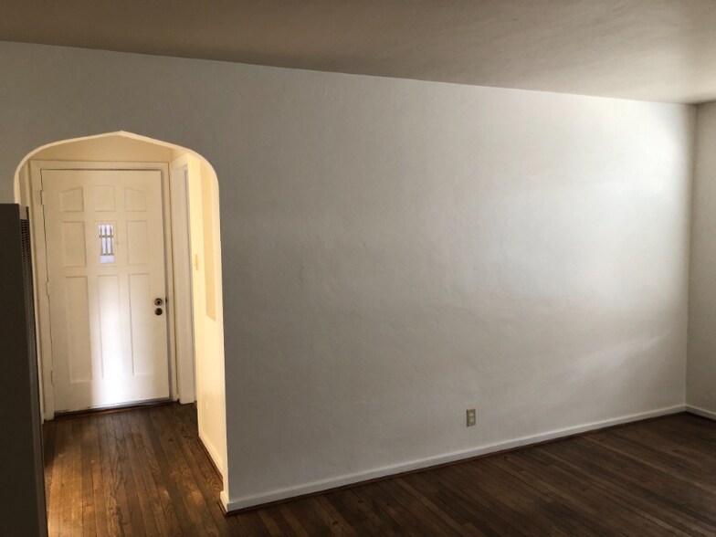 Building Photo - 1123 14th St