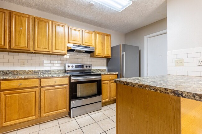 Building Photo - 9614 South Bend