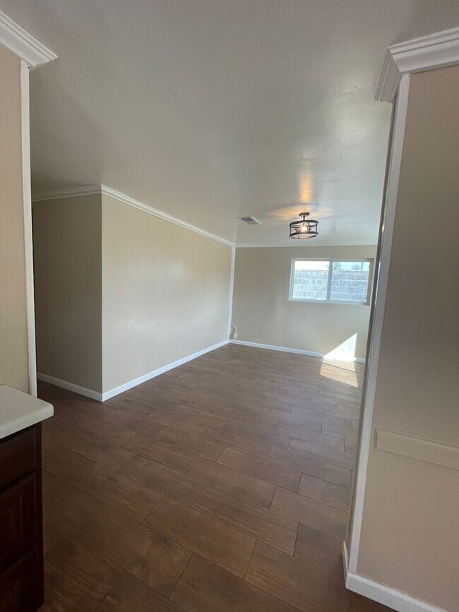 Building Photo - 1880 S Espina St