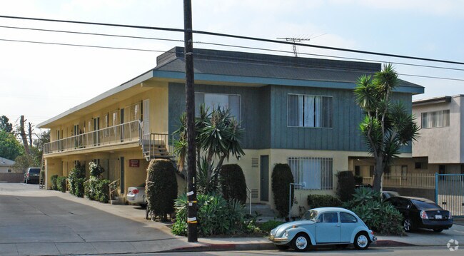 Building Photo - 12514 Culver Blvd