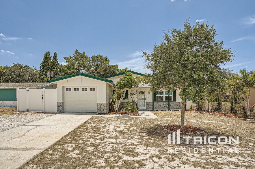 Building Photo - 1619 Stone Creek Dr