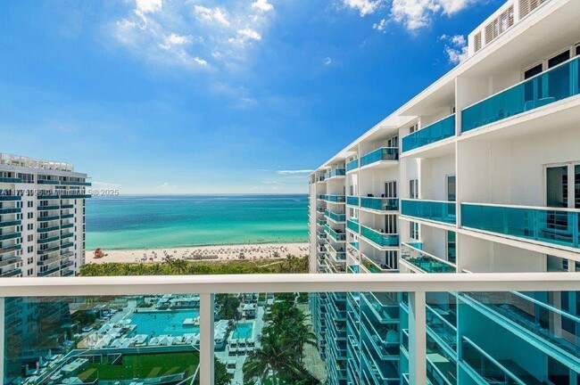 Primary Photo - 2301 Collins Ave