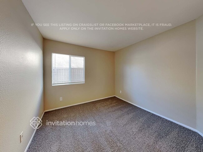 Building Photo - 25354 Silverwood Ln