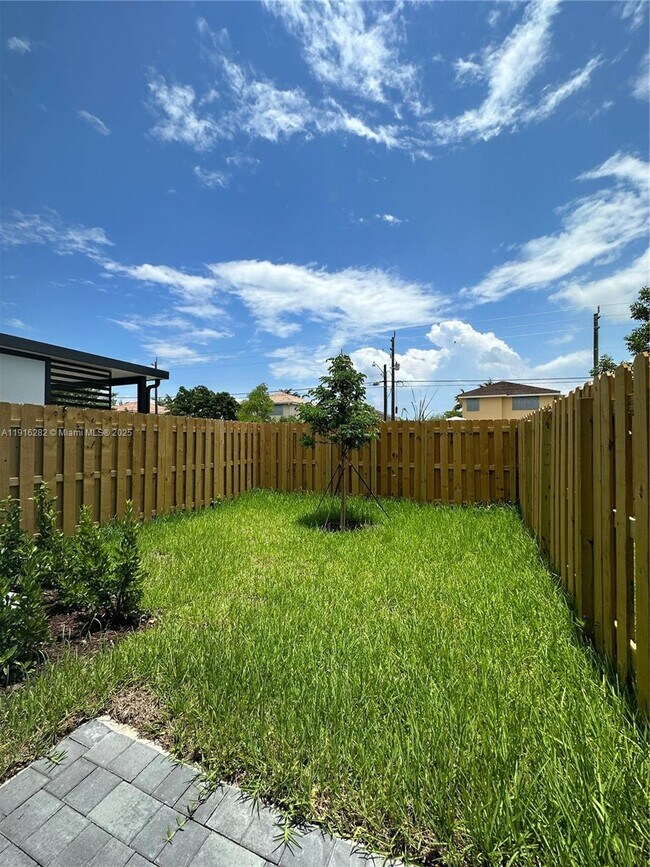 Building Photo - 28471 SW 132nd Ct