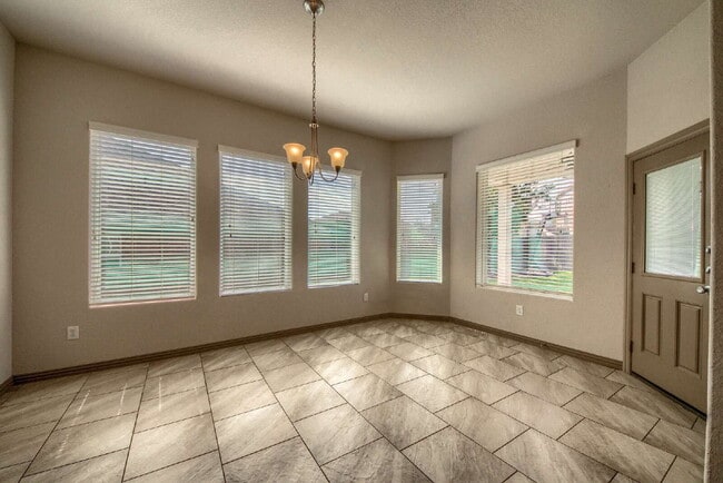 Building Photo - ****Go Big, Then Come Home to Comfort and Style!****