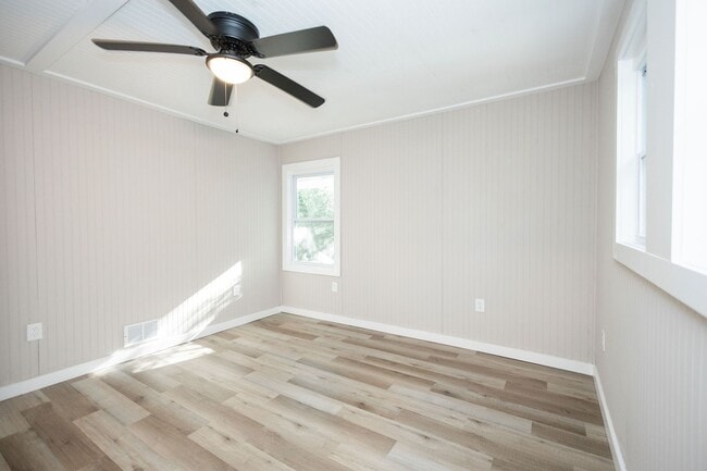 Building Photo - Updated 3BR/2BA Home – $500 OFF 1st Month!