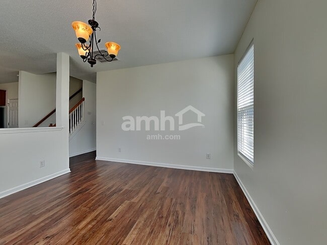 Building Photo - 5318 Ian Dr