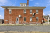 Building Photo - 9460 Williamsport Pike