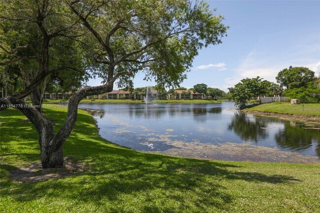 Building Photo - 1256 S Military Trail