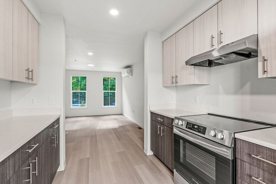 Great Layout - 2175 SE Stark St