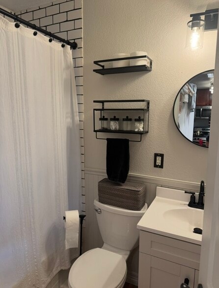 Building Photo - 3327 Eliot St