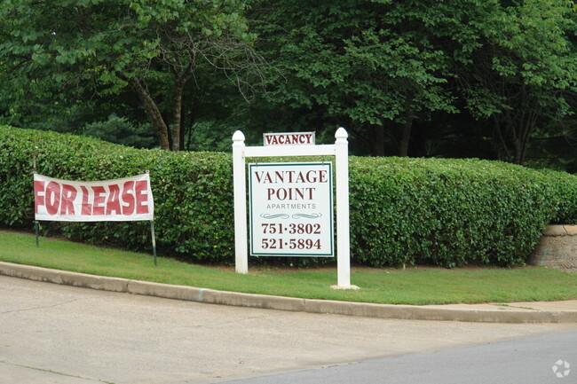 Building Photo - Vantage Point Apartments