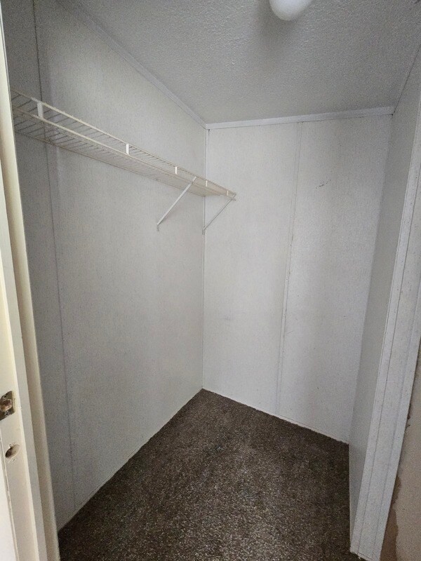 Building Photo - 2412 Cattail Cir