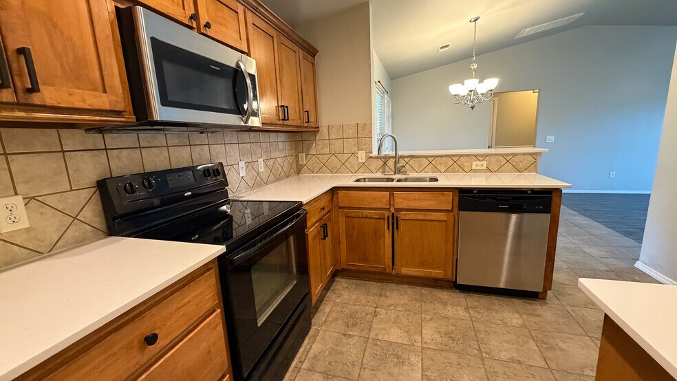 Building Photo - 1808 NW 144th Ter