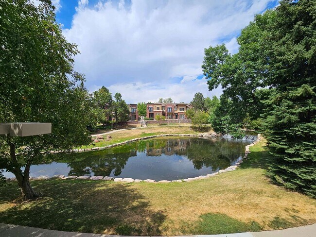 Building Photo - 9071 E Phillips Dr