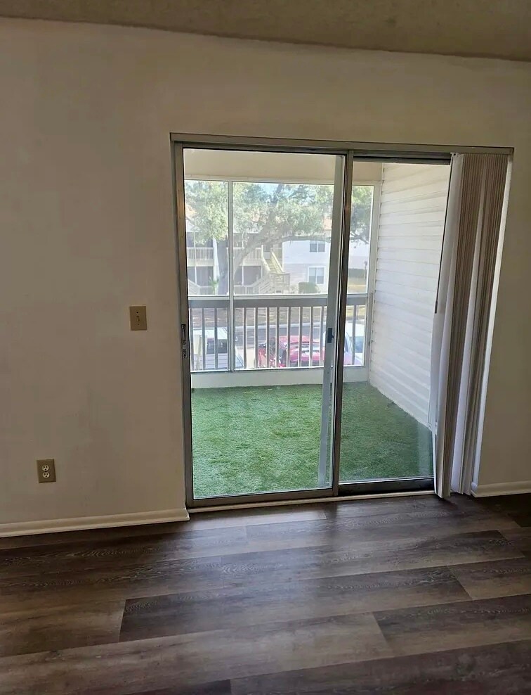 Building Photo - 1600 Big Tree Rd