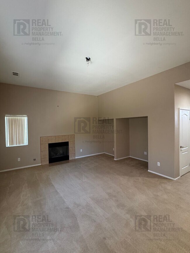 Building Photo - 756 Conlon Dr