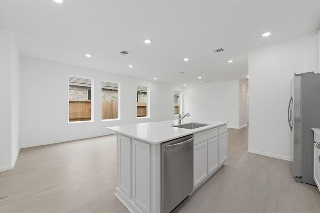 Building Photo - 6422 Orchid Bch Dr
