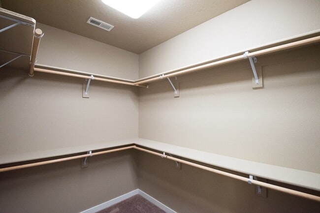 Building Photo - New 4 Bedroom Home in Post Falls with 3 Car Garage!