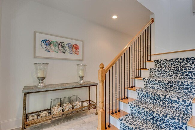 Building Photo - 501 John Fox's Run