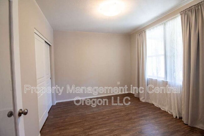 Building Photo - 20278 Knightsbridge Pl