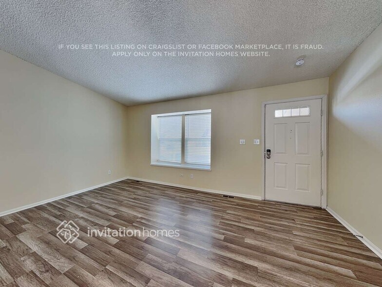 Building Photo - 3474 Foxridge Dr