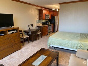 Building Photo - Furnished Honokowai East unit. $2050 + tax...