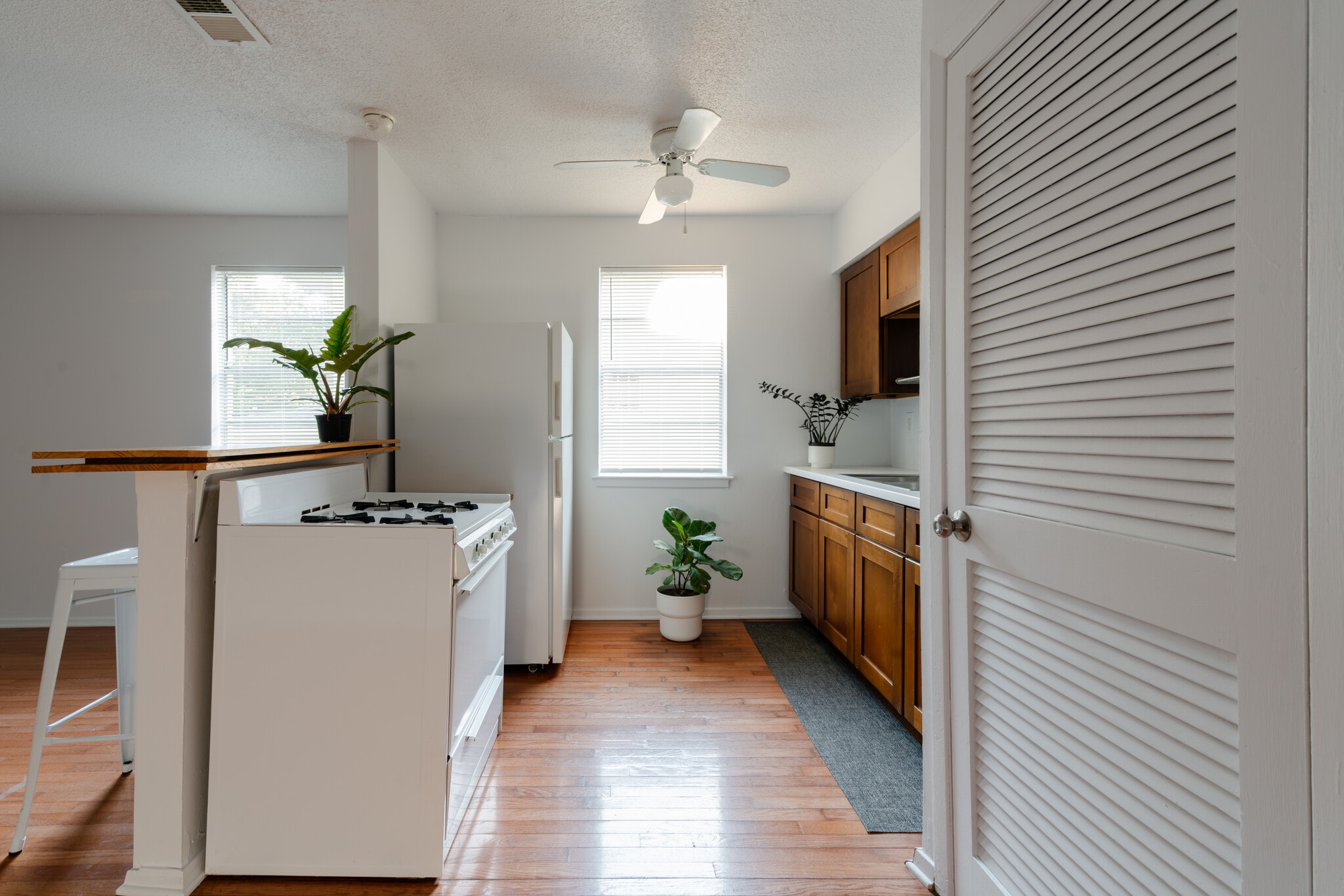 Building Photo - 1337 Vinton Ave