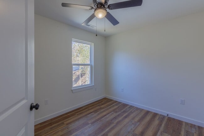 Building Photo - Fall in Love with where you live!