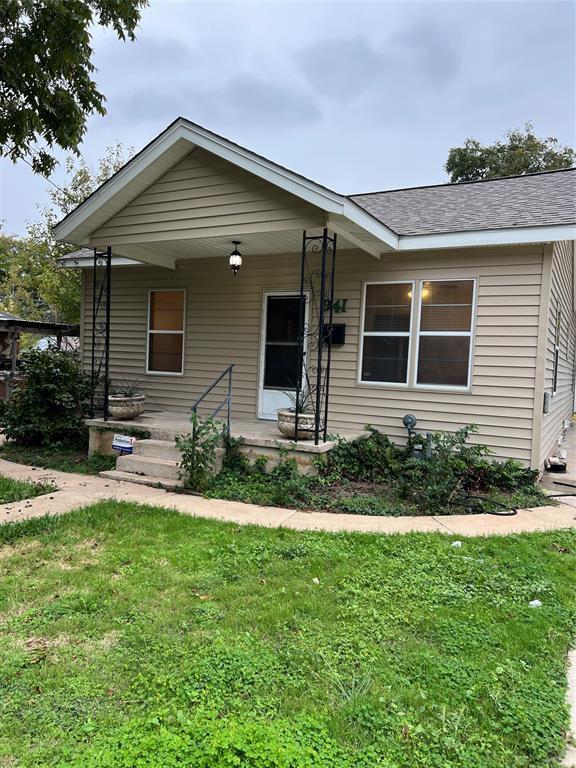 Building Photo - 941 E 52nd St