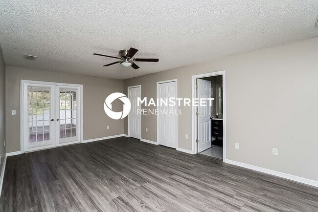 Building Photo - 4 Bedroom Pet-Friendly Home in Land O' Lakes, FL with Main Street Renewal