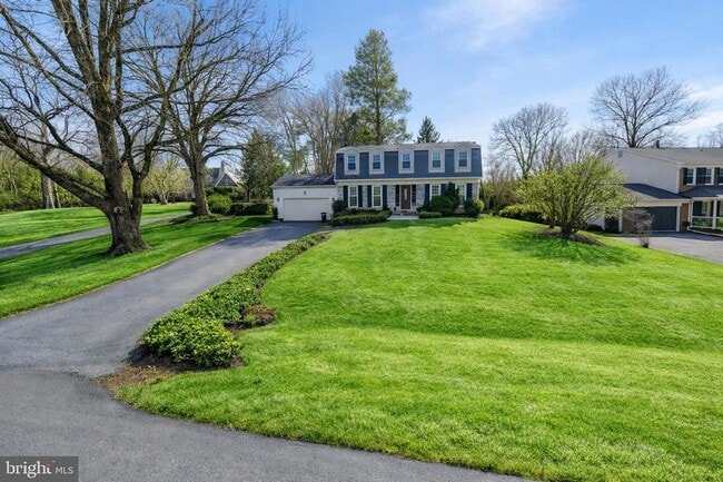 Building Photo - 1700 Chester Mill Rd