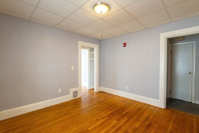 Building Photo - 555 Essex St