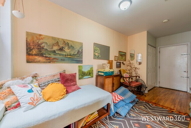 Building Photo - 1350 W Augusta-3