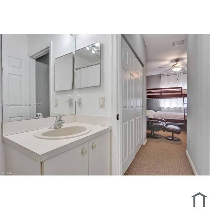 Building Photo - 1212 Santa Catalina Ln