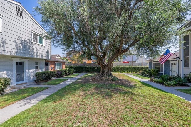 Building Photo - 8231 Deerfield Dr