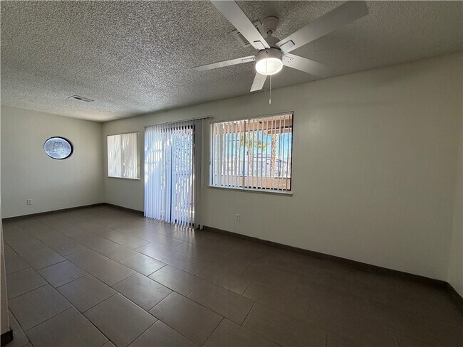 Building Photo - 3704 Scuba Cir