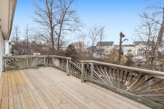 Building Photo - 359 Montgomery Cir