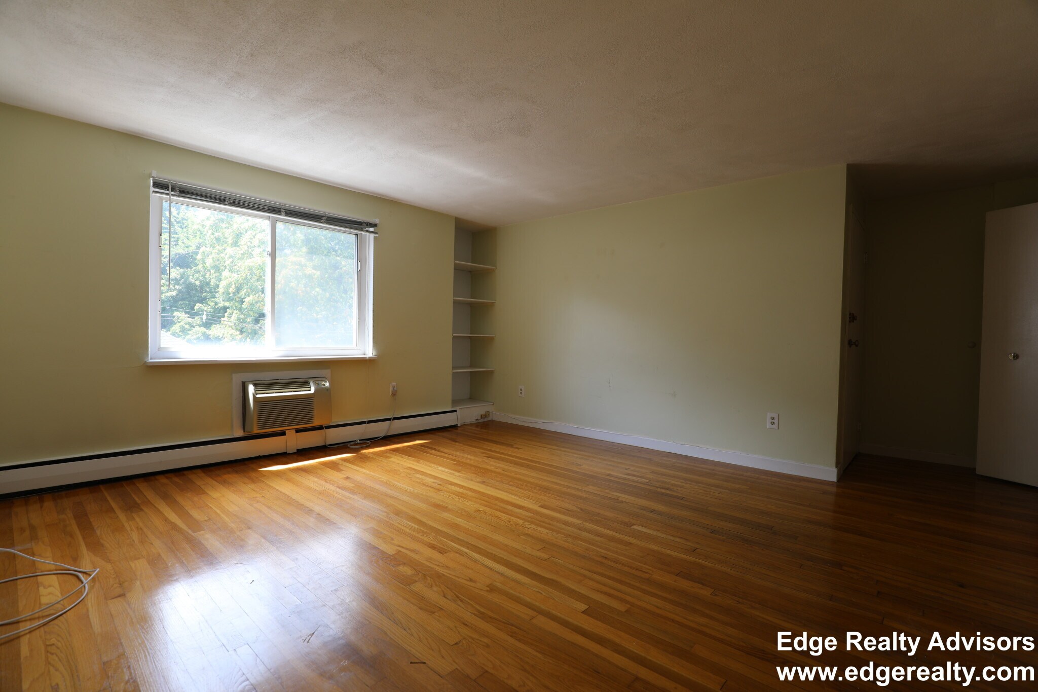 Building Photo - 71 Colborne Rd