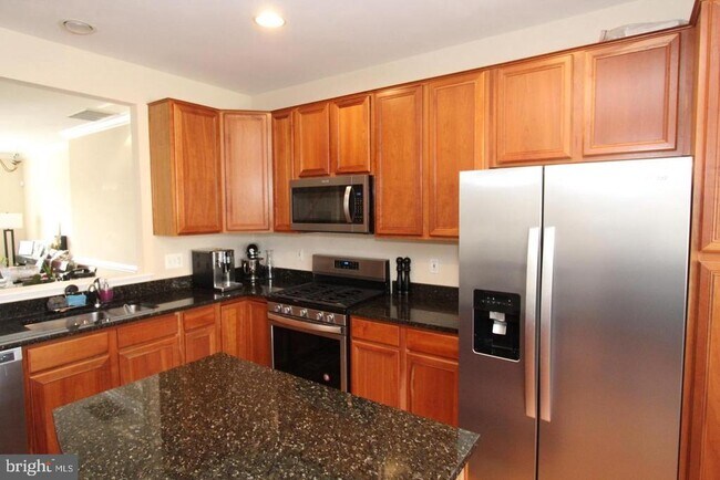 Building Photo - 648 Belmont Bay Dr
