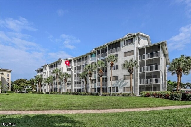 Building Photo - 340 Horse Creek Dr