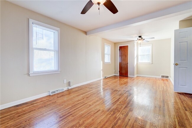 Building Photo - 100 Bleacker Rd