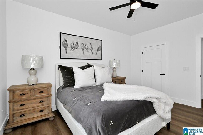 Building Photo - 304 GARDEN St