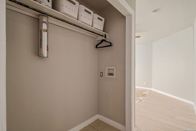 Building Photo - 2323 Arbor Pl