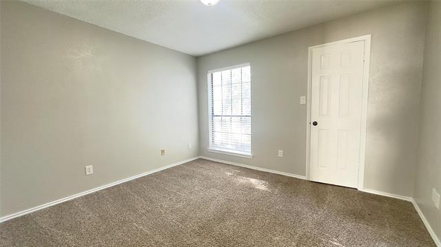 Building Photo - 9601 Forest Ln