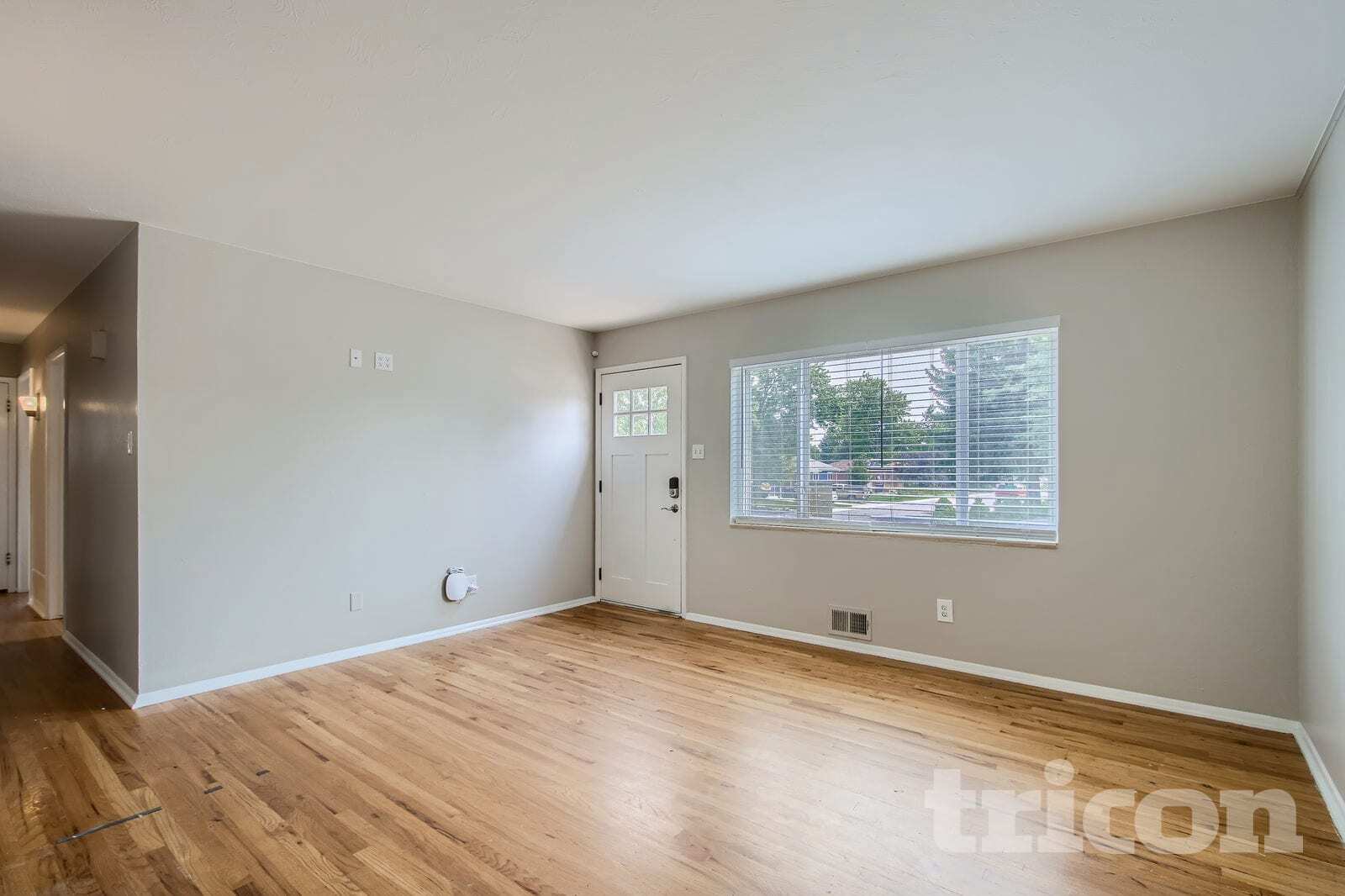 Building Photo - 6397 Brooks Dr