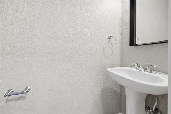 Building Photo - 14408 Charles Dickens Dr